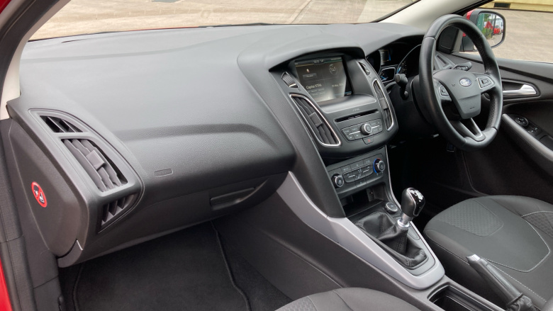 Ford Focus 1.0 EcoBoost 125 Zetec 5dr Petrol Hatchback
